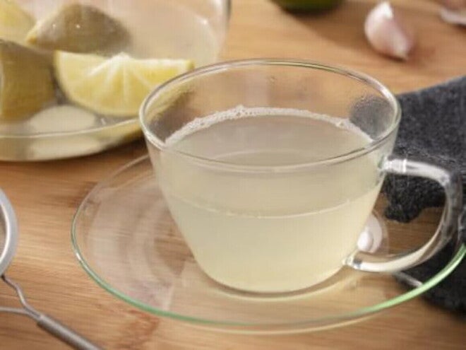 Té de limón con ajo Té de limón con ajo